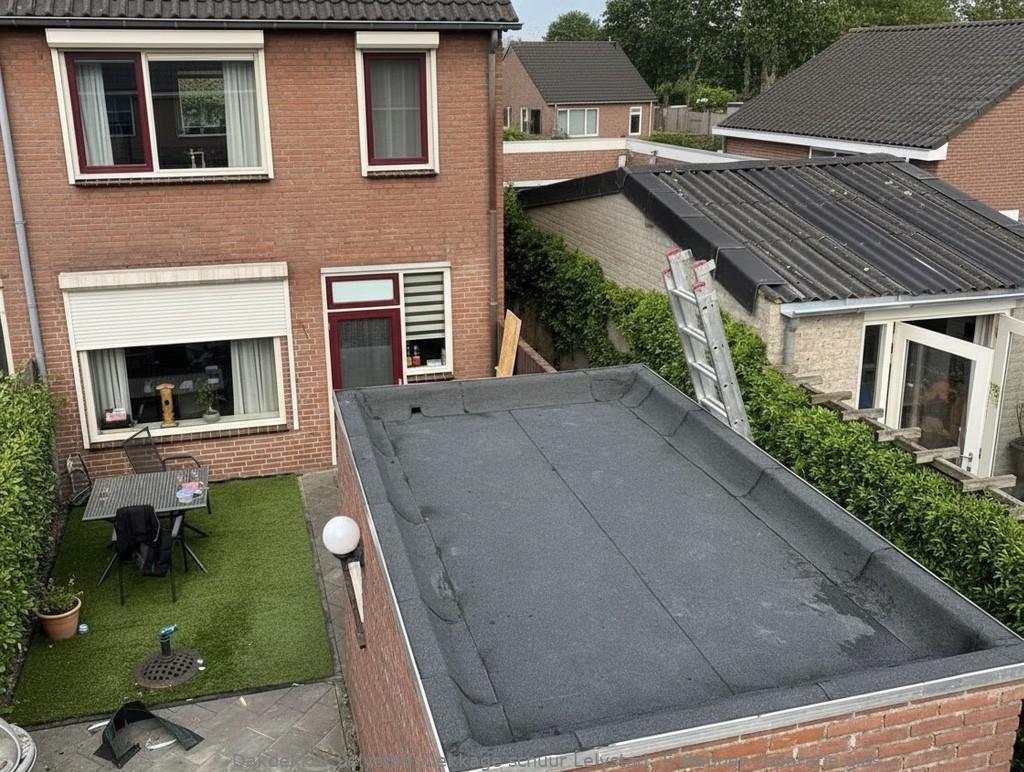 Lekkage Schuur Lelystad